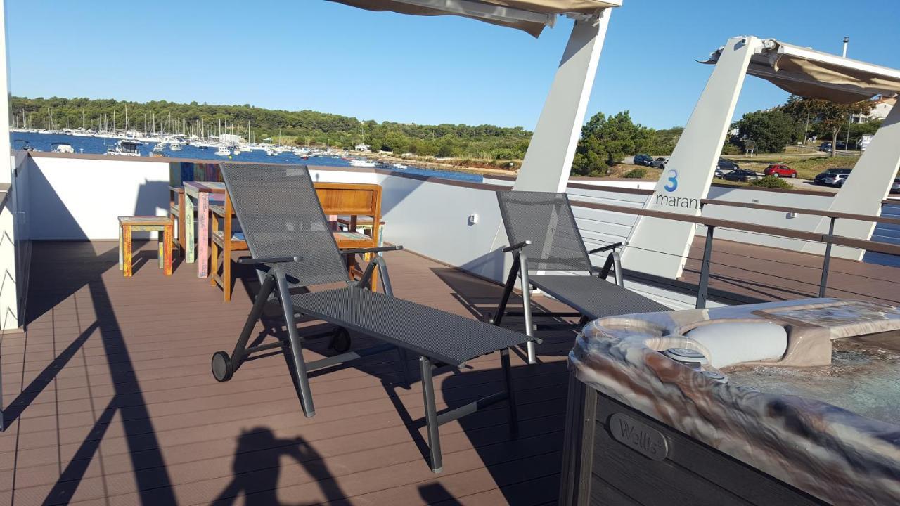 Villa House Boat - Floating House Astrid Pula Exterior foto